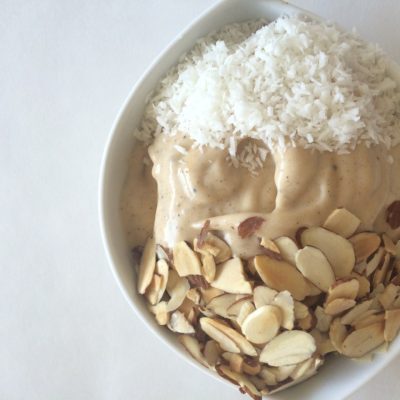 Salted Caramel Smoothie Bowl